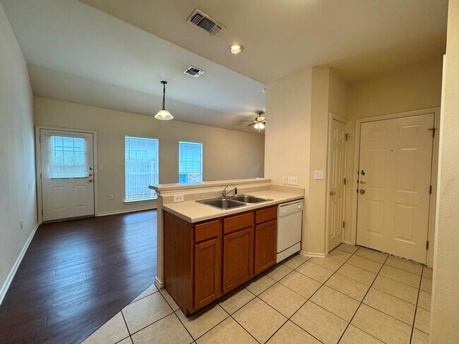 Building Photo - 1717 Constantino Cir