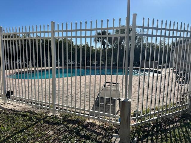 Building Photo - 242 Dawn Ct