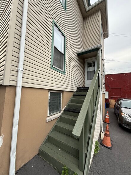 Building Photo - 318 Washington Ave