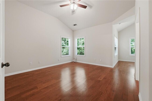 Building Photo - 5325 Donehoo Ct