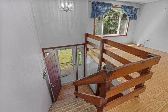 Building Photo - 125 Lewis Farm Rd