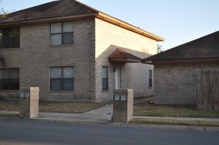 Building Photo - K-Z Apartments