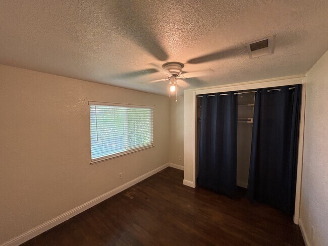 Building Photo - 1624 Falmouth Way