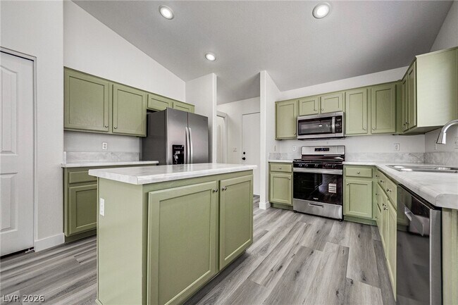 Building Photo - 7724 Rye Canyon Dr