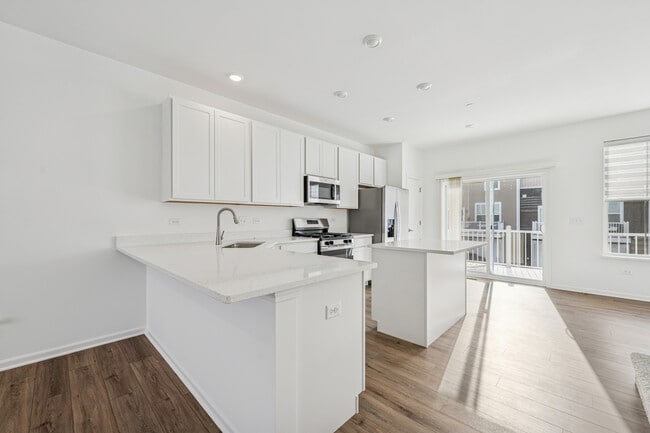 Building Photo - 12312 Tinsley St