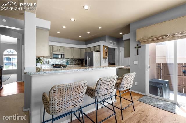 Building Photo - 12320 Grand Teton Dr