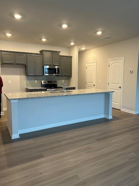 Building Photo - 400 Whitetail Cir