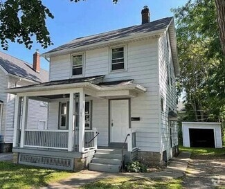 Building Photo - 105 Dickinson St