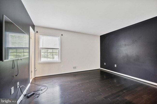 Building Photo - 1602 Lorelei Dr