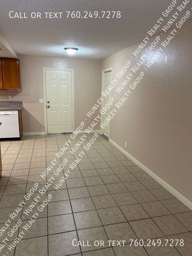 Building Photo - 13058 Mohawk Rd