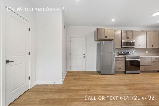 Building Photo - 304 Woodland Ave