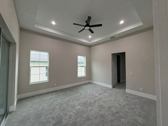 Building Photo - 547 Sanctuary Golf Pl