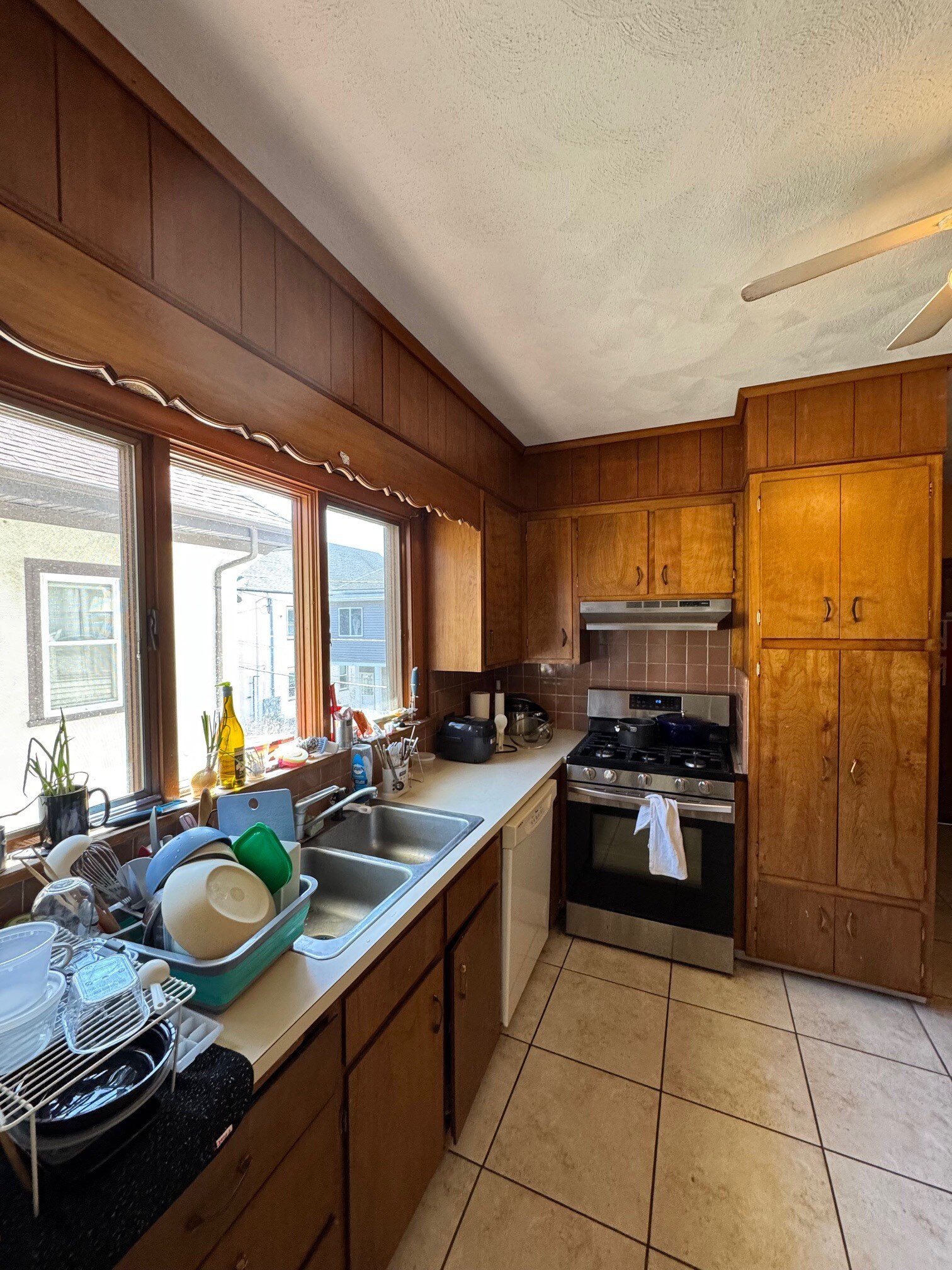 Building Photo - 20 Benton Rd