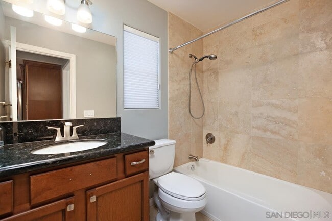 Building Photo - 3921 Oregon St