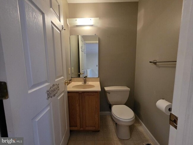 Building Photo - 347 Glenn Rose Cir