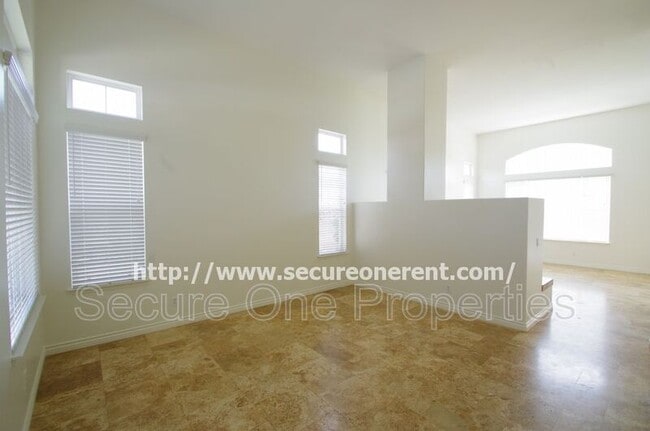 Building Photo - 2836 Limestone Dr