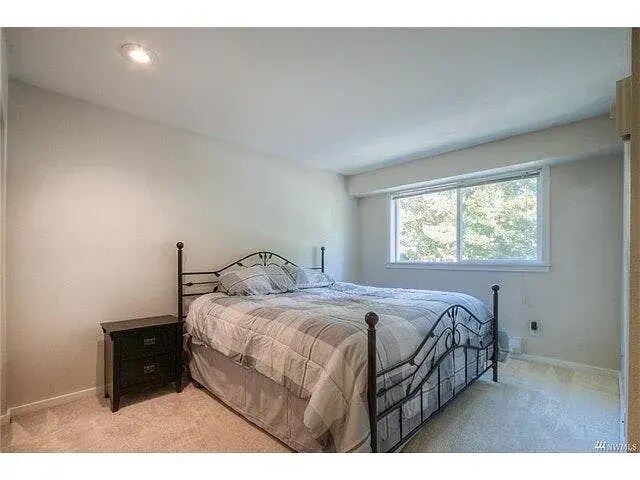 Building Photo - 11303 NE 128th St