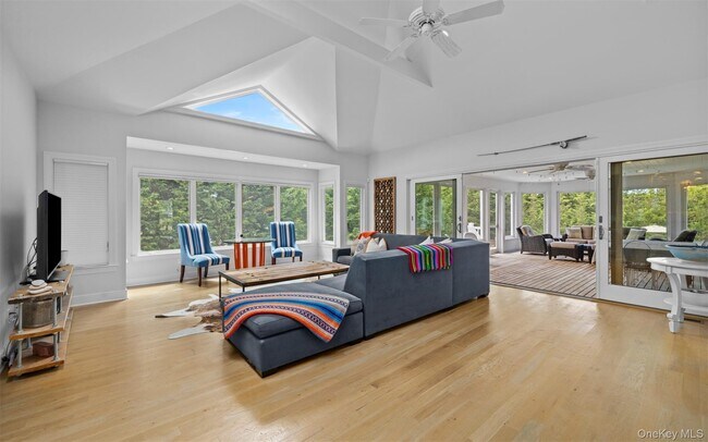 Building Photo - 58 Bayfield Ln