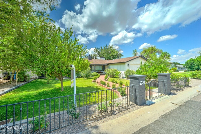 Building Photo - 4331 E Avalon Dr