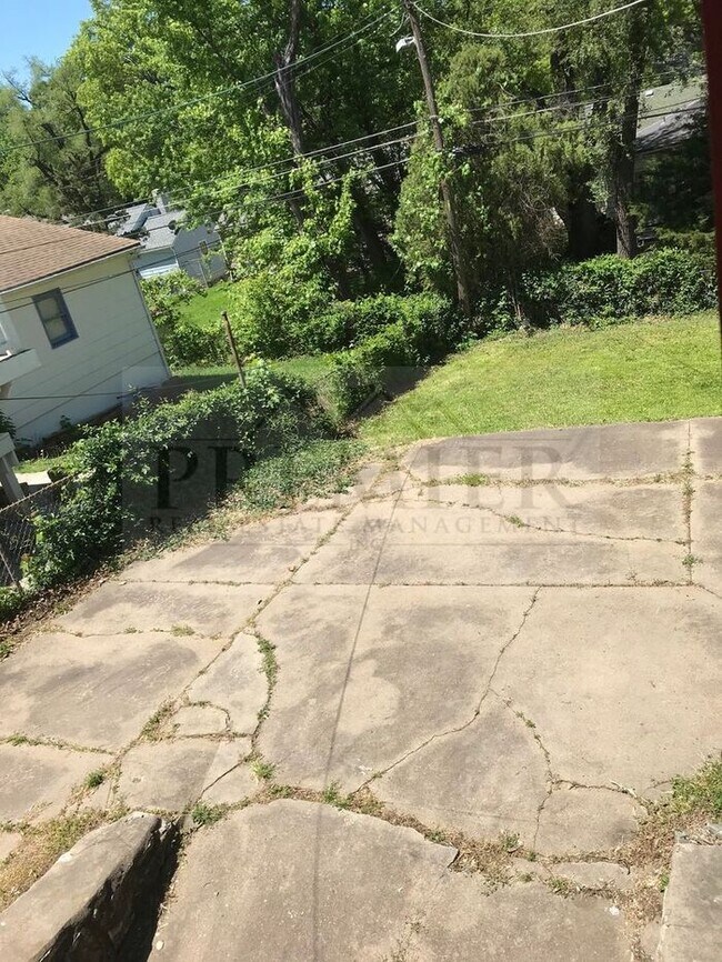 Building Photo - 6328 College Ave