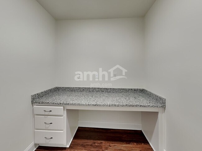 Building Photo - 1190 Ashlyn Ct
