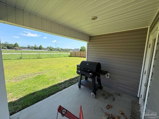 Building Photo - 9732 Angel Oak Dr