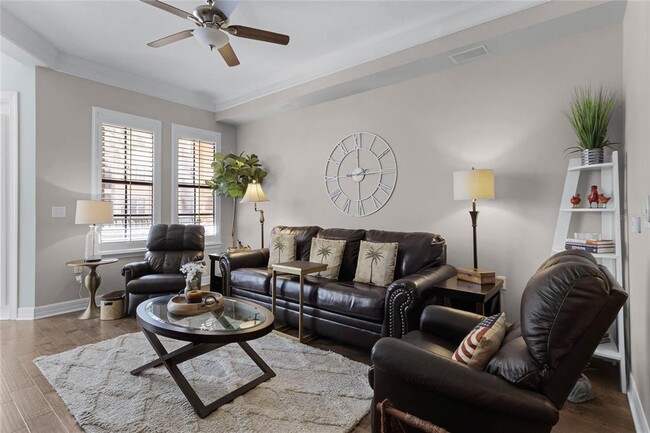 Building Photo - 501 Mirasol Cir