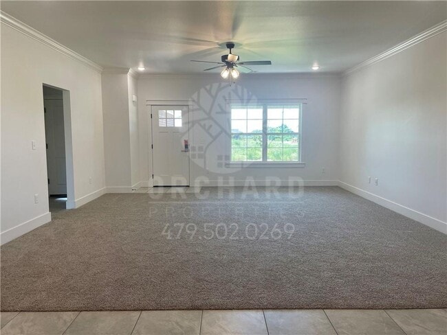 Primary Photo - 1801 E Hudson Dr