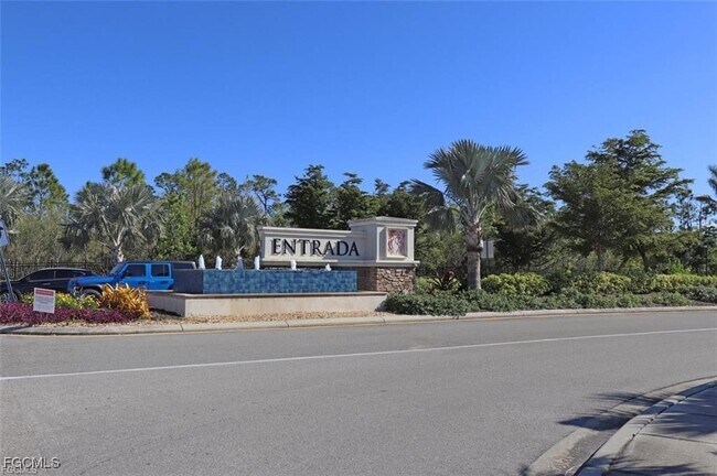 Building Photo - 3500 Acapulco Cir