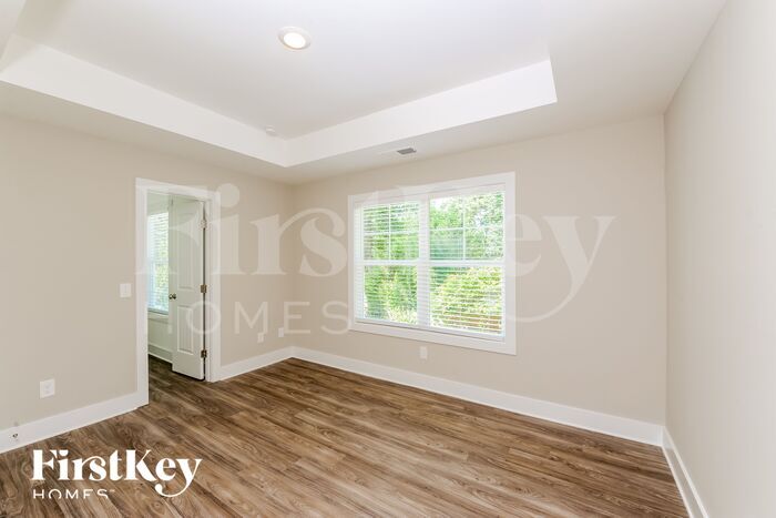 Building Photo - 3725 Corvette St