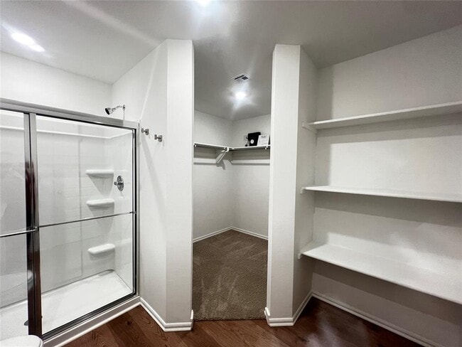 Building Photo - 3433 Little Creek Dr