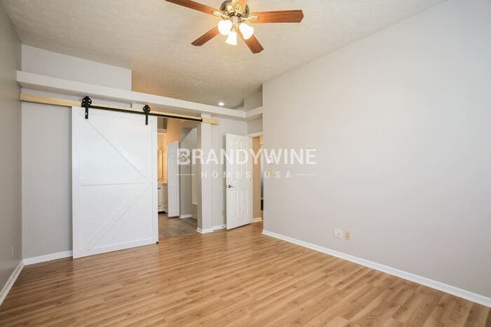 Building Photo - 6050 Countrybrook Rd