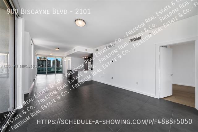 Building Photo - 900 Biscayne Blvd