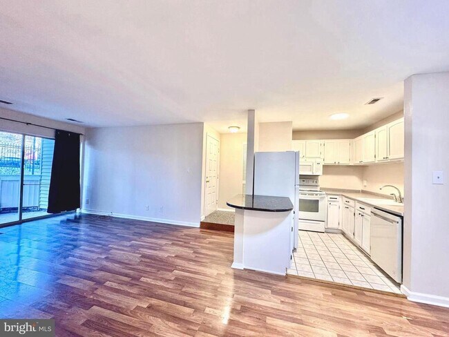 Building Photo - 18237 Swiss Cir