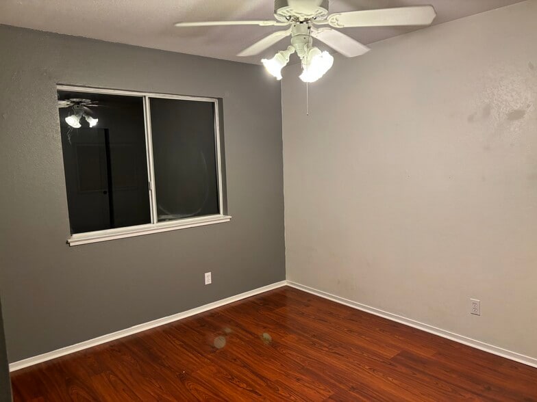 Bedroom #2 - 445 Almond Dr. #29