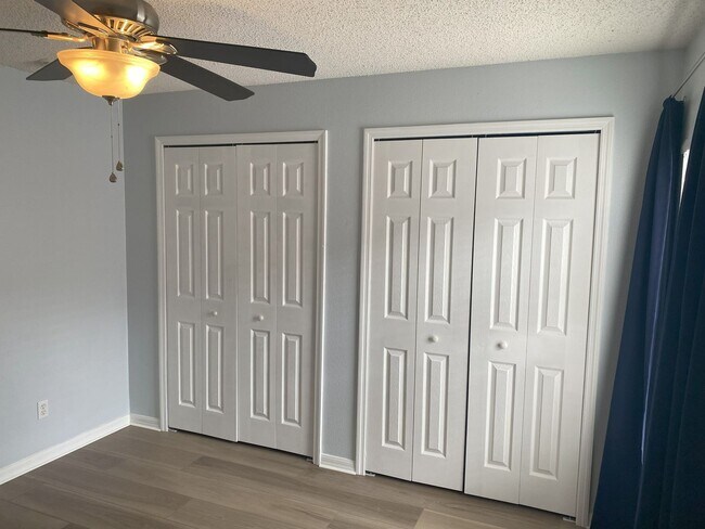 Building Photo - Beautiful Home Located In Tavares