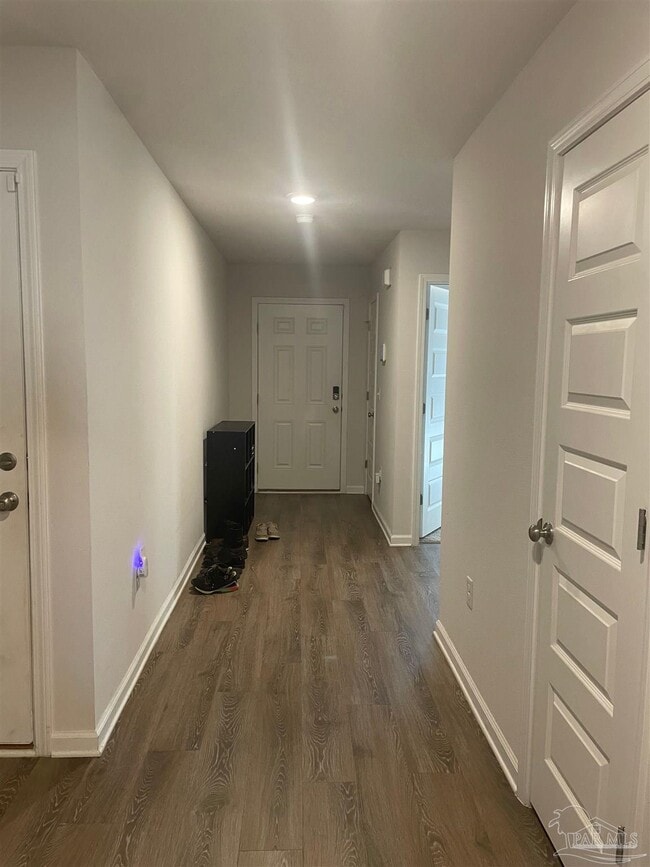 Building Photo - 5406 Peach Dr