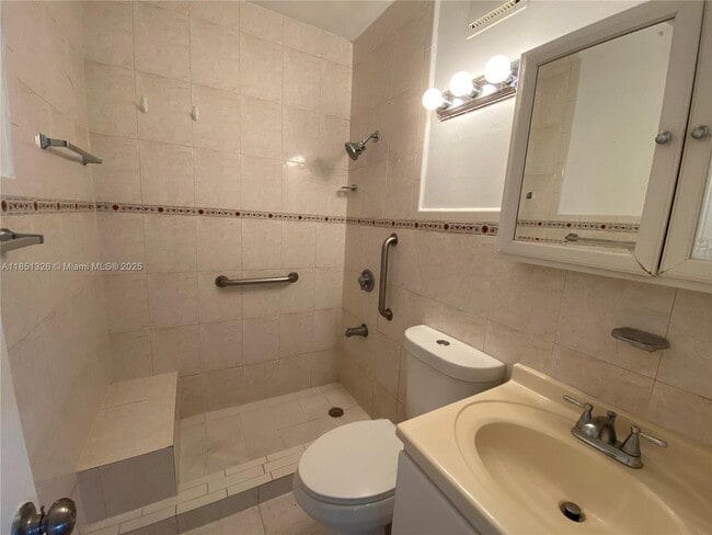 Building Photo - 80 NW 60th Ct