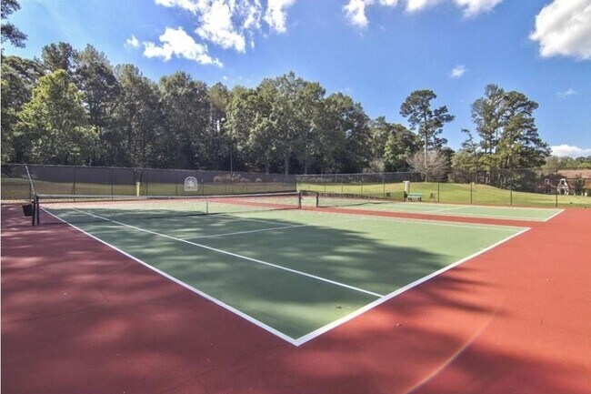 Building Photo - 138 Woodmere Square NW