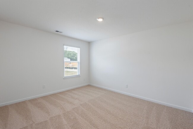 Building Photo - 104 Greystone Way