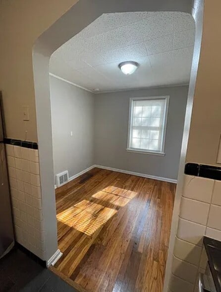 Dining Room - 344 Ridgeway Rd