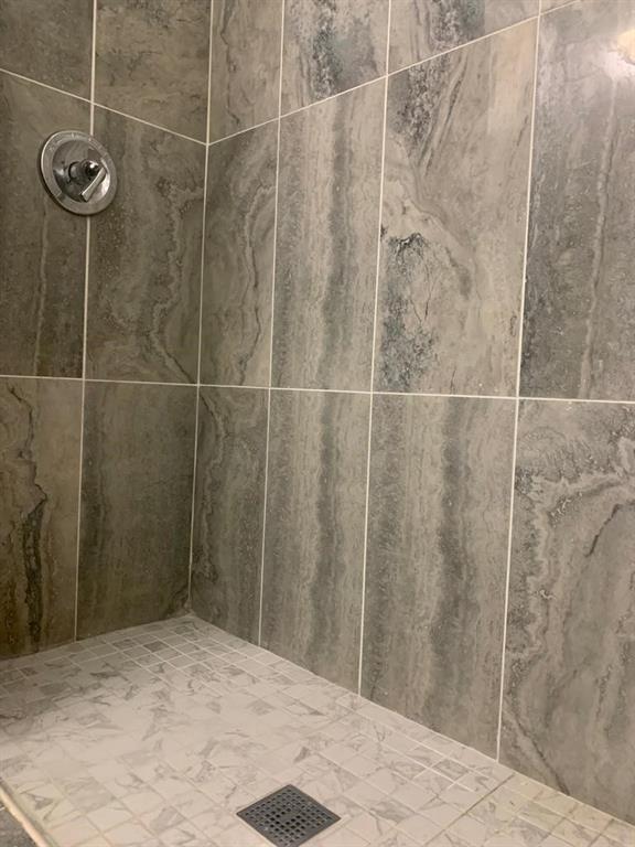 Building Photo - 3535 Fairlane Dr NW