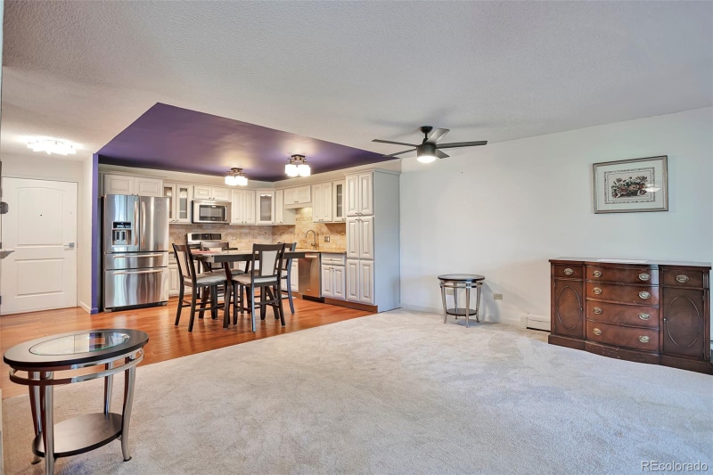 Building Photo - 650 S Clinton St