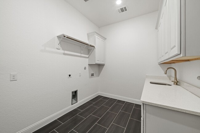 Building Photo - 18935 Wild Thornberry Dr