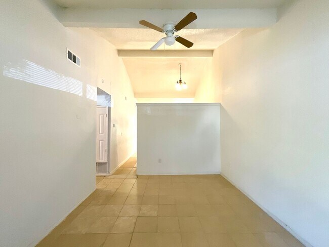 Building Photo - Lovely 3 Bedroom/ 2 Bath Home In Converse, TX!