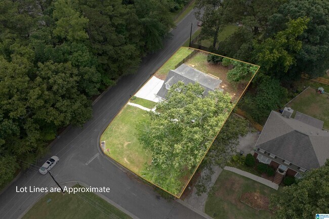 Building Photo - 5100 Weatherford Dr