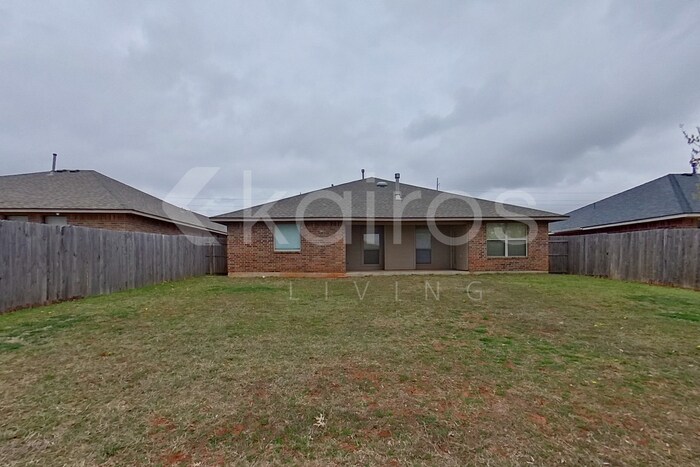 Building Photo - 4920 NW 164th Terrace