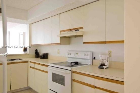 Building Photo - 8316 NW 24th St