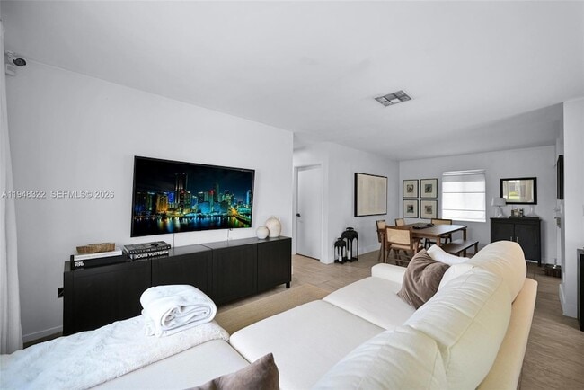 Building Photo - 8780 SW 200th Terrace