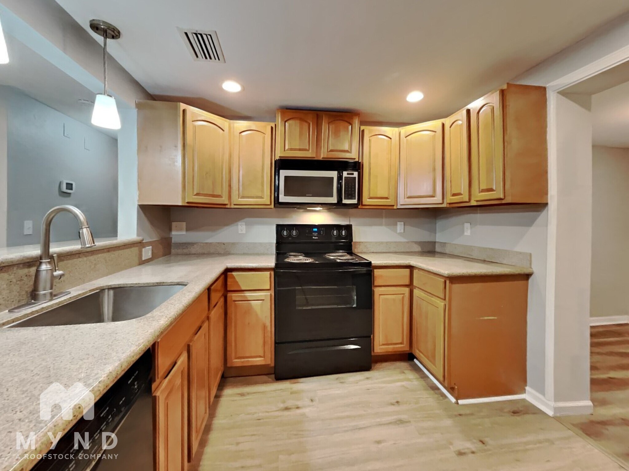 Building Photo - 2039 Ashland St